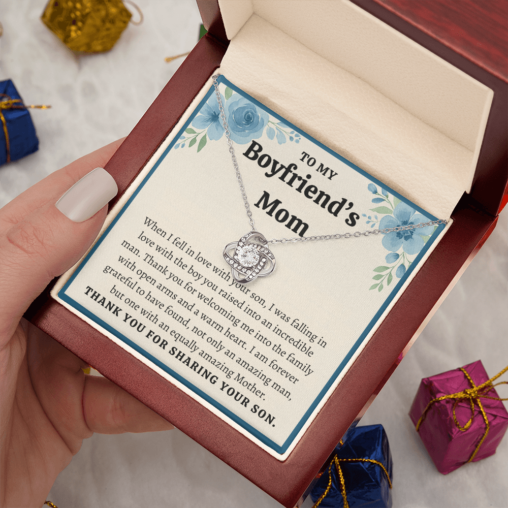 To My Boyfriend's Mom Necklace